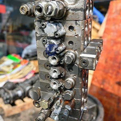 723-19-11801 Ekskavatör Ana Kontrol Valfı 723-19-11800 Komatsu PC30MR-1 PC30UU-3 için
