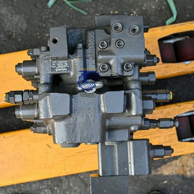 UX22-135 VOE14550306 Hidrolik Kontrol Valfi EC135B EC140 EC140B EC140D Kazı makinesi Hidrolik Parçalar