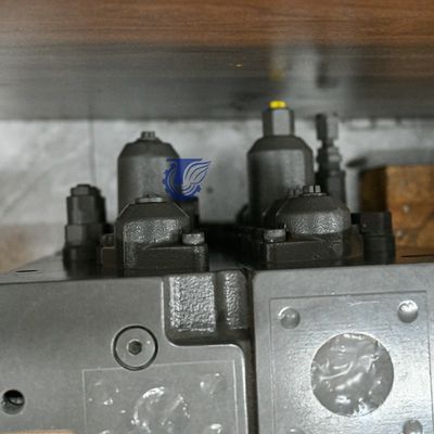 VOE14577777 kontrol valfi EC330B EC360B ekskavator ana kontrol valfi 14577777 Volvo inşaat makineleri parçaları