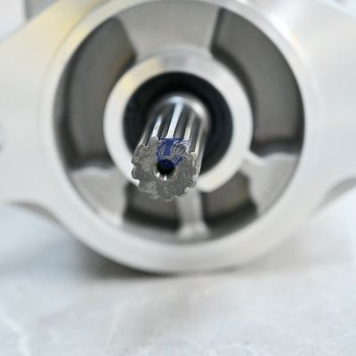 7051133013 705-11-33013 Komatsu için D31E-17 Buldozer Hidrolik Dişli Pompaları İş Ekipmanları Pompa Piston Pompası Pompası Assy Aftermarket Orijinal veya OEM