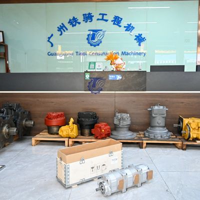 705-51-20800 7055120800 705-51-20930 7055120A20 Komatsu için D65E-12 D65P-12 D85ESS-2 Buldozer Hidrolik Delek pompaları Piston pompası HIDROLIK pompa SKAVENGE PUMPA ASSY POMPA