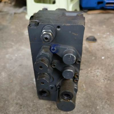 723-82-31100 7238231100 723-82-30100 Komatsu için FD35/40-10 FD35Y/40Y-10 FD40Z-10 FD45-10 Forklift PARTS Hidrolik Ana Kontrol Valfı Son Alım piyasası Orijinal
