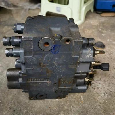 723-82-31100 7238231100 723-82-30100 Komatsu için FD35/40-10 FD35Y/40Y-10 FD40Z-10 FD45-10 Forklift PARTS Hidrolik Ana Kontrol Valfı Son Alım piyasası Orijinal