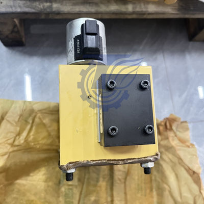 90746140 907 461 40 92571740 KOMATSU için PC3000-6 PC3000-6E PC4000-6 PC8000-6 PC4000-11 EXCAVATOR PARTS HYDRAULIC CARTRIDGE BLOCK VALVE