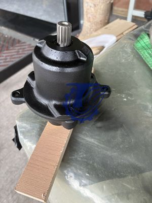 B0440-18001 708-7r-00710 708-7r-01690 Kayaba Wa320-5 Wa320-6 Hidrolik Fan Motoru İçin Motor;yağ (fan Tahriki) Ekskavatör Parçaları Satış Sonrası Orijinal